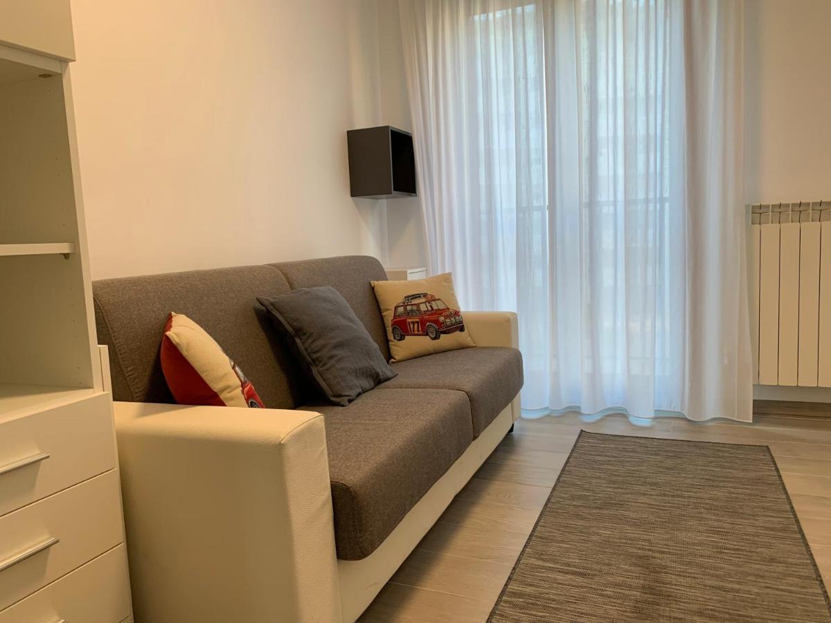 Trilocale In Zona Bocconi/Navigli Apartman Milánó Kültér fotó